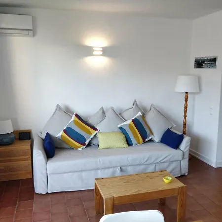 3 Castelos Διαμέρισμα